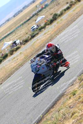 media/Oct-15-2023-TrackXperience (Sun) [[85198ff50b]]/Group 2/session 4 turn 3/